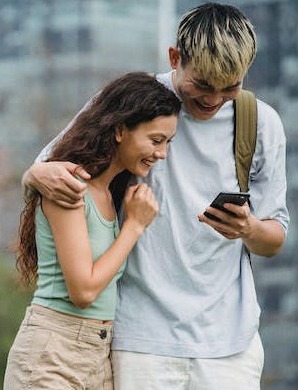 Benefits in Using Text Messaging for Learning Management Systems